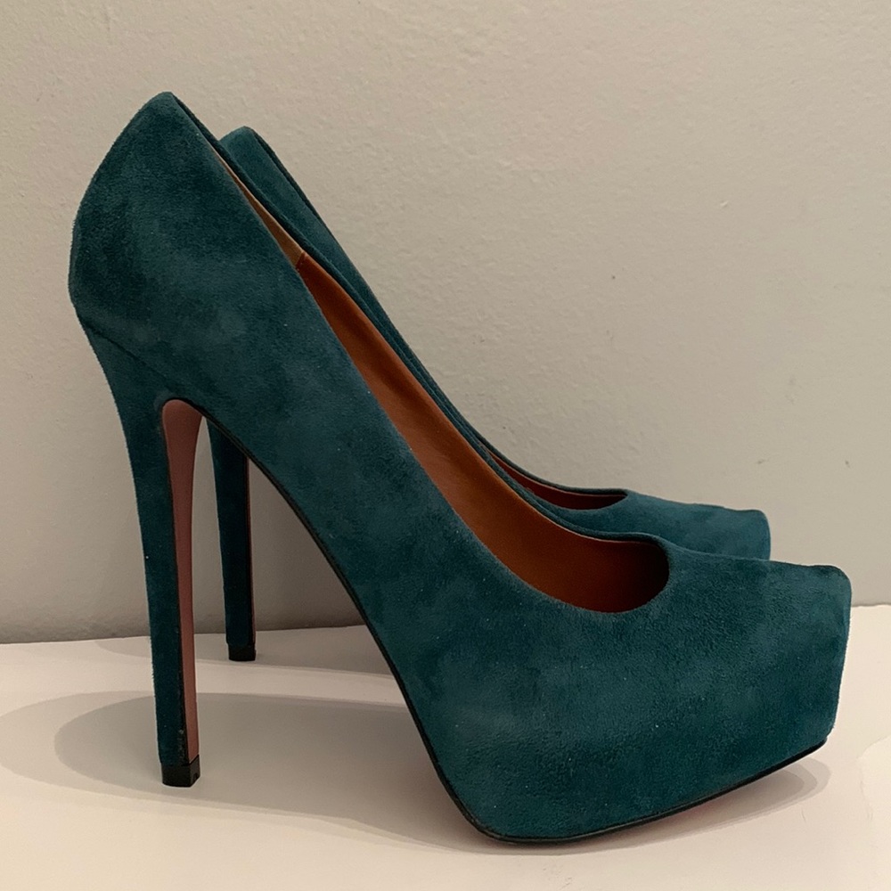 Boutique 9 high heel pumps